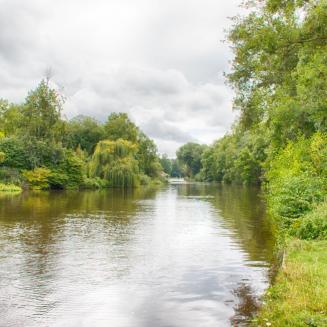 Along the banks of the River Thames