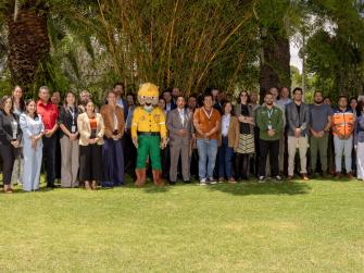 Group photo of Wildfire Acction Accelerator workshop in Quito, Ecuado