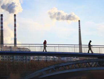 Polluting facility walkway